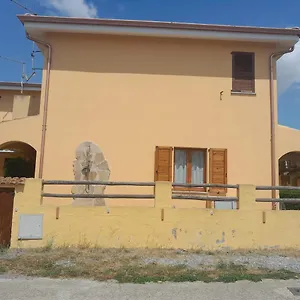  Villa Su Due Livelli Super Accessoriata Italie